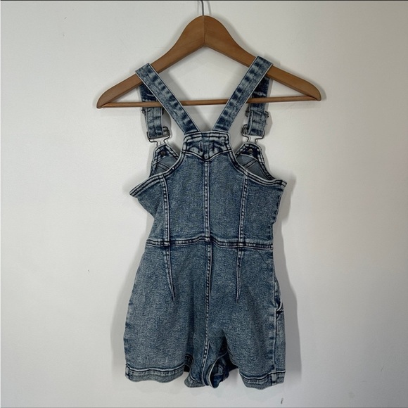 Volcom Denim Acid Wash Liberator Two Jean Romper Medium Shortalls - Picture 4 of 4